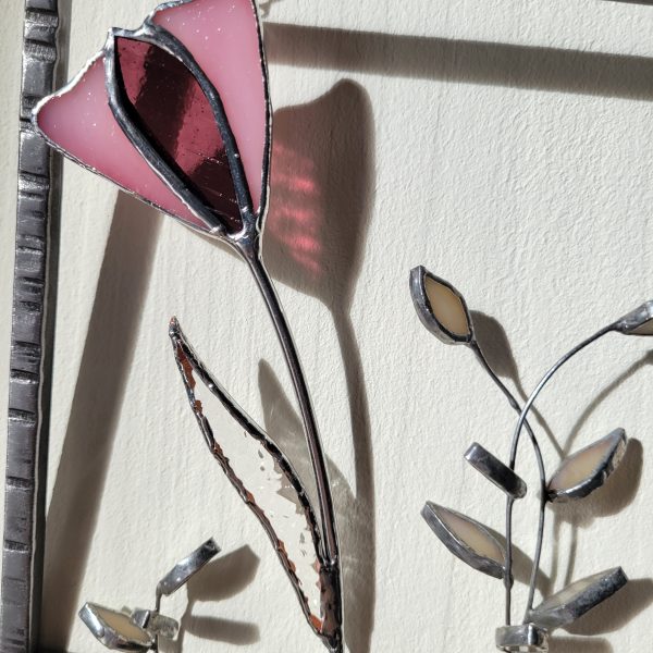 Triptyque Floral en Verre et Fer Forgé – Décoration Murale Artisanale (3 cadres suspendus)