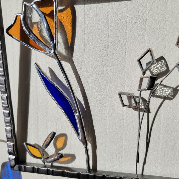 Triptyque Floral en Verre et Fer Forgé – Décoration Murale Artisanale (3 cadres suspendus)