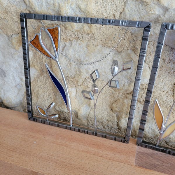 Triptyque Floral en Verre et Fer Forgé – Décoration Murale Artisanale (3 cadres suspendus)